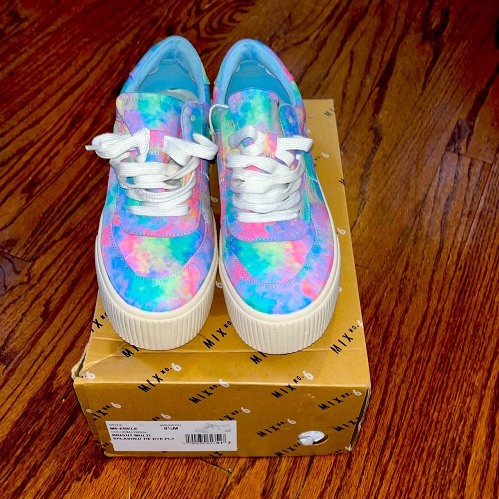 Mix it No. 6
Bright Multi Color Splashed Tie Dye Wedge Sneakers
Size 8.5 - Picture 2 of 3